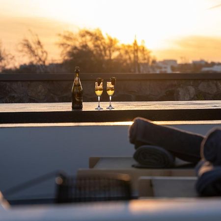 Almira Luxury Suites Периволос Экстерьер фото