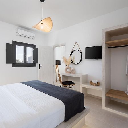 Almira Luxury Suites Периволос Экстерьер фото