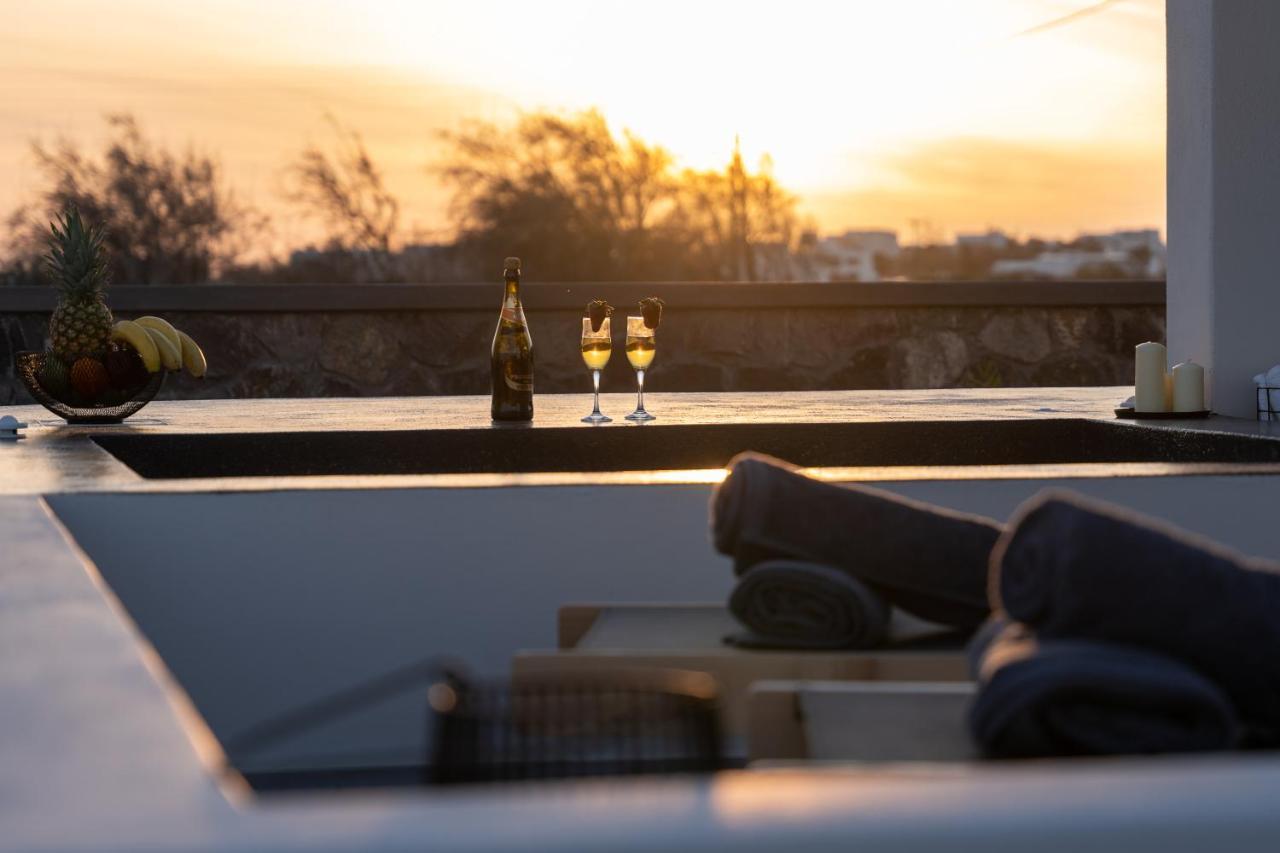 Almira Luxury Suites Периволос Экстерьер фото